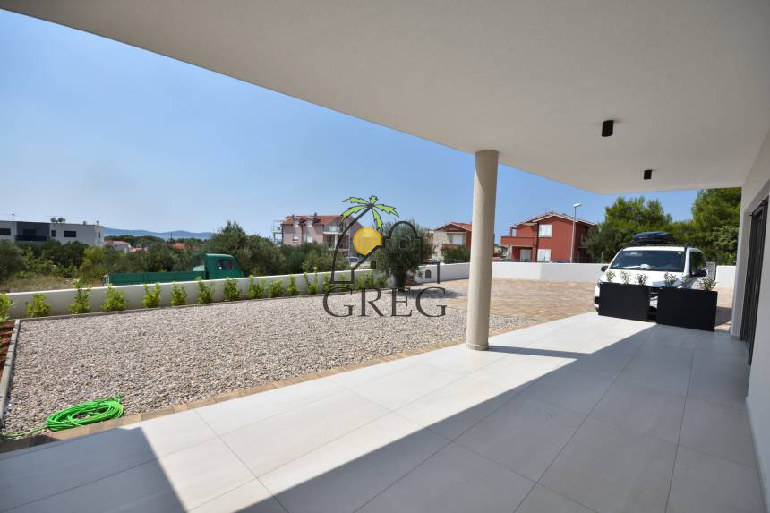 Croatia, North Dalmatia, Tribunj - Apartment, for sale