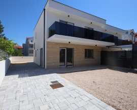 Croatia, North Dalmatia, Vodice - Semi-detached house, for sale